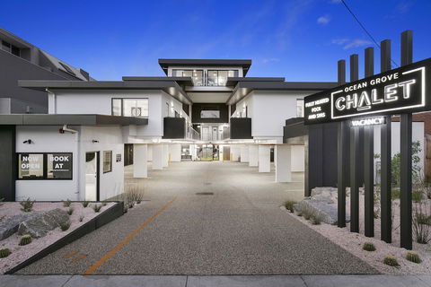 Ocean Grove Chalet - Travel Agents 0