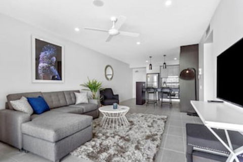 Direct Hotels - North Shore Kawana - Travel Search 0