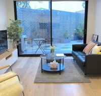 Pride Benleigh Apartment with Garden - Tourism Guide