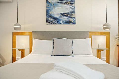 Airlie Guest House - Travel Search 4