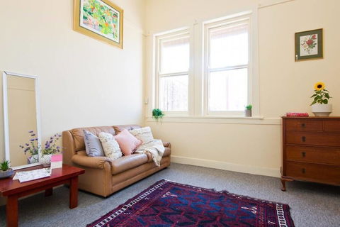 WB319 Chatswood Charmer Roomy 3 Bed Apartment - Tourism Guide 3
