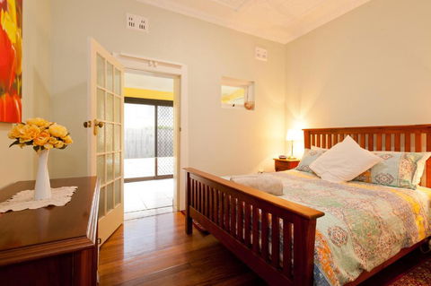 Taree Apartment - Cruises Travel 1