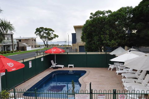 Dylene Caravan Park - 2 Br Family Cabin With Air - Travel Search 2