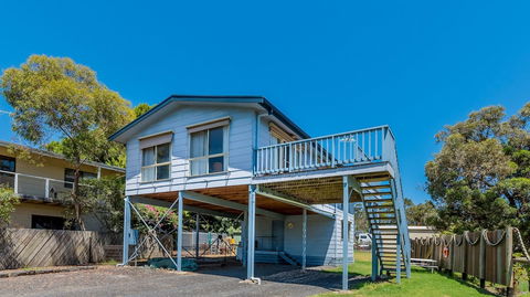 12 Aloha Ventnor Beach House - Tourism Guide 0