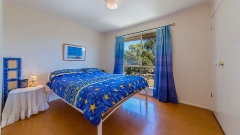 12 Aloha Ventnor Beach House - Tourism Guide 6