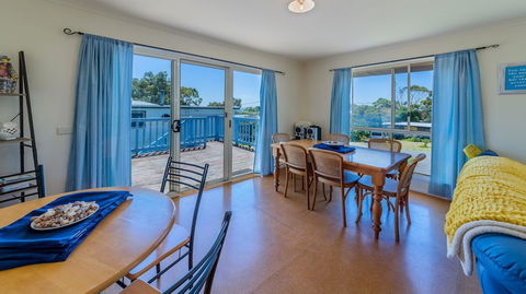 12 Aloha Ventnor Beach House - Tourism Guide 1