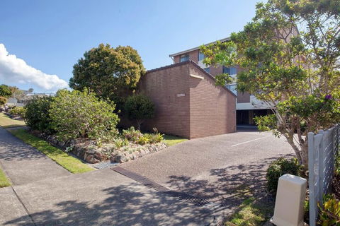 Kamilaroi Unit 6, 58-60 Magnus Street - Tourism Guide 1