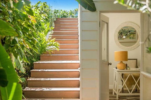 Your Luxury Escape - The White House - Travel Agents 2