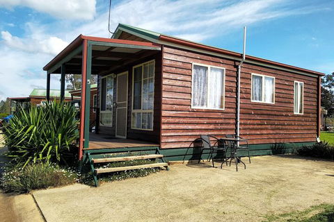 Holbrook Motor Village - Travel Agents 4
