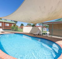 Holbrook Motor Village - Travel Agents