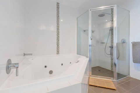 SOLARIS At Fingal Bay - Tourism Guide 5
