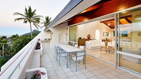 Bella Vista E9 Ocean View Spacious 2 Bed - Travel Search 1
