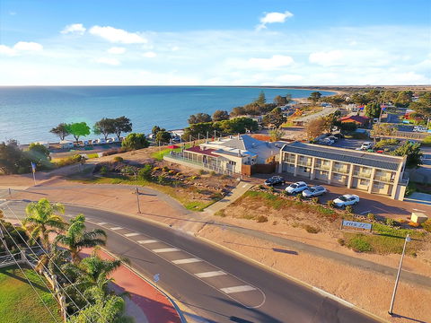 Moonta Bay Motel - Travel Search 2
