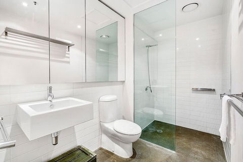 Zelda 1 Bedroom Central CBD Apartment - Tourism Guide 1