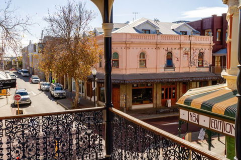 Hostel Orient - Travel Search 7