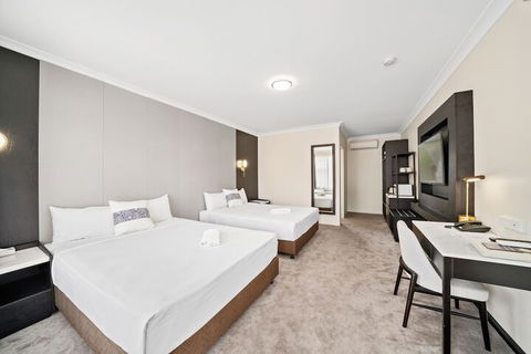 WM Hotel Bankstown - Tourism Guide 7