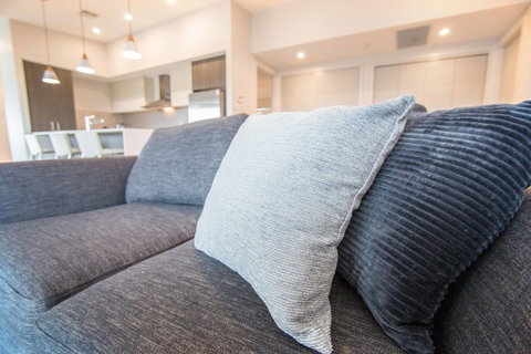 Wellington Lake Retreat - Travel Agents 5