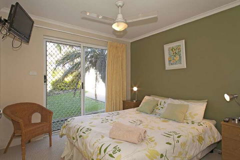 1 / 17 22nd Ave Sawtell NSW - Travel Agents 4