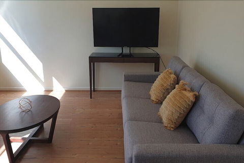 The Bay Apartment - Travel Agents 2