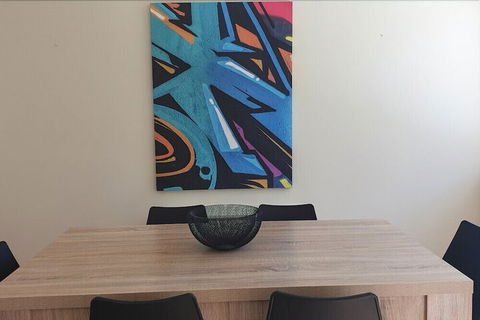 The Bay Apartment - Travel Agents 1