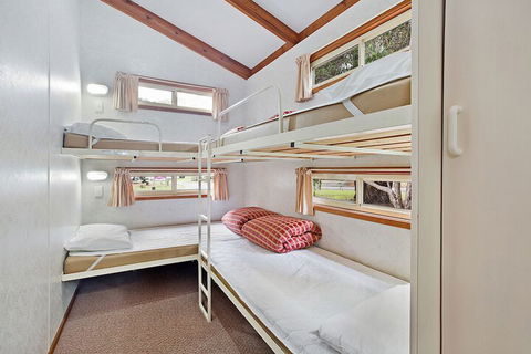 Bellarine Bayside Holiday Parks - Travel Agents 6