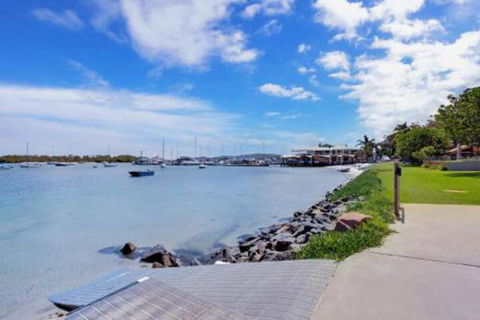 Sunset Court Unit 1 / 3 Resthaven Avenue - Tourism Guide 0