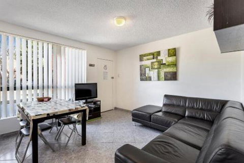 Sunset Court Unit 1 / 3 Resthaven Avenue - Tourism Guide 7