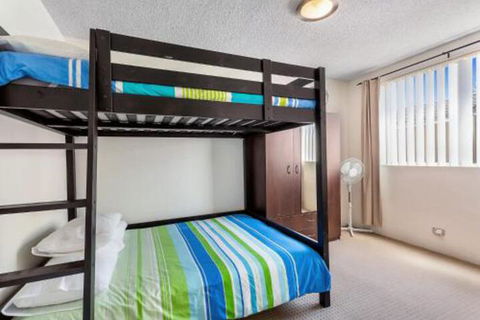 Sunset Court Unit 1 / 3 Resthaven Avenue - Tourism Guide 3