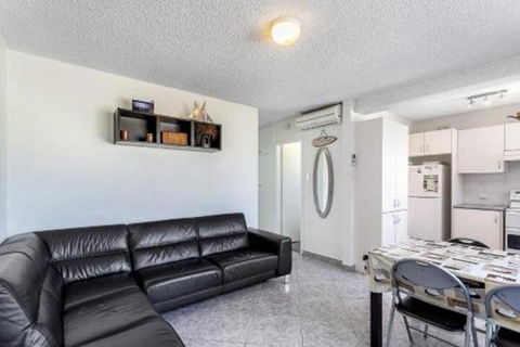 Sunset Court Unit 1 / 3 Resthaven Avenue - Tourism Guide 4