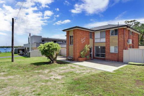 Sunset Court Unit 1 / 3 Resthaven Avenue - Tourism Guide 2
