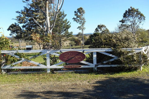 Pindari House - Travel Agents 2