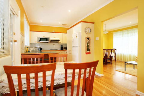 Roseland Holiday House - Travel Search 0