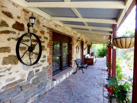 Barossa Barn Bed & Breakfast - Tourism Guide 3