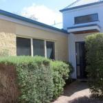Annies Place - Travel Agents 0