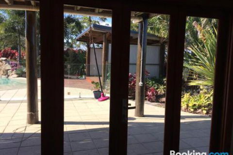 Takura Heights Modern Country Apartment With Pool Access - Travel Agents 5