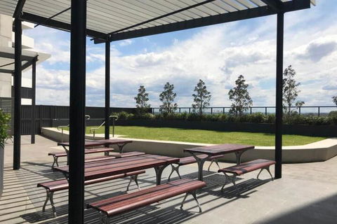 Luxury Apt With 2BR Plus 2Bath - Tourism Guide 3