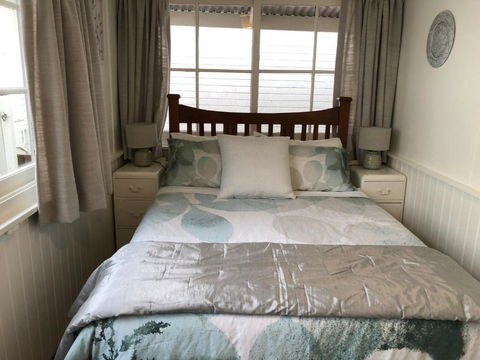 Recreation Cottage - Travel Search 5