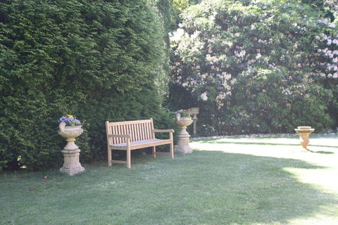 Mandalay House - Travel Agents 3