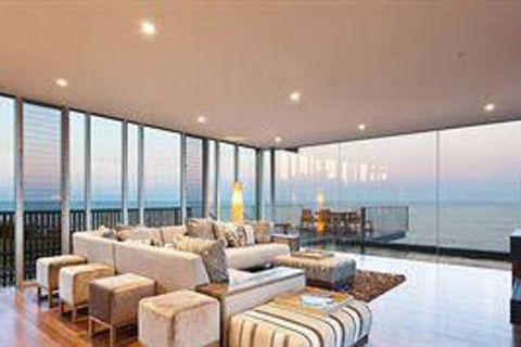 The Ocean Retreat - Tourism Guide 6