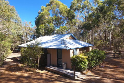 Ellensbrook Cottages - Tourism Guide 5