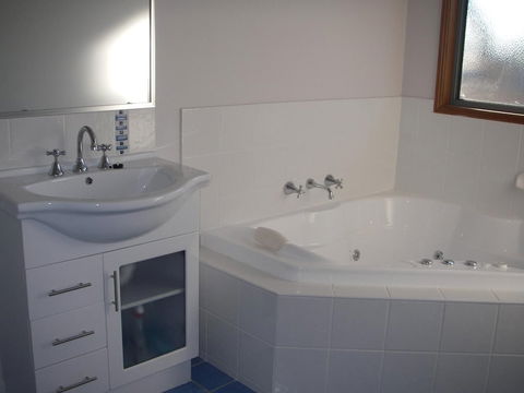 The Real McCoy Holiday Accommodation - Cruises Travel 6