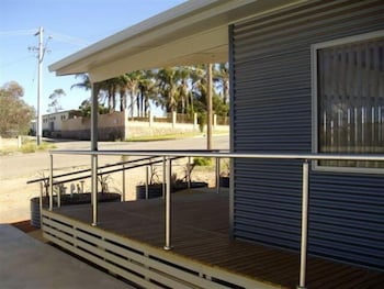 The Real McCoy Holiday Accommodation - Cruises Travel 0