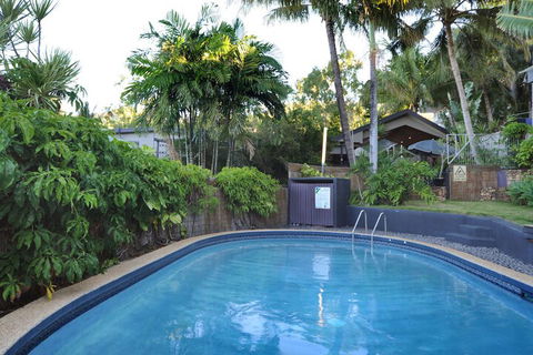 Airlie Beach Motor Lodge - Travel Search 2