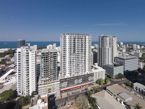 Oaks Darwin Elan Hotel - Travel Agents 0