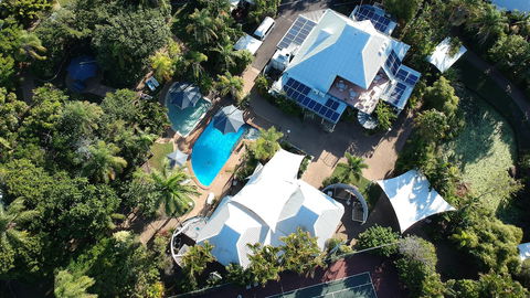 Kellys Beach Resort - Travel Search 1