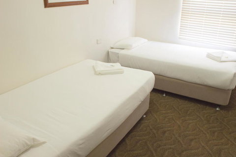 CBD Hotel - Tourism Guide 1