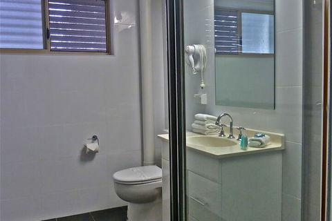 Park Ridge Retreat - Travel Search 6