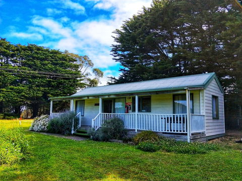 Twelve Apostles Motel & Country Retreat - Tourism Guide 5