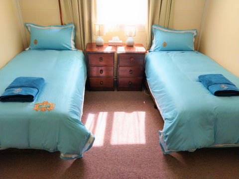 Twelve Apostles Motel & Country Retreat - Tourism Guide 6