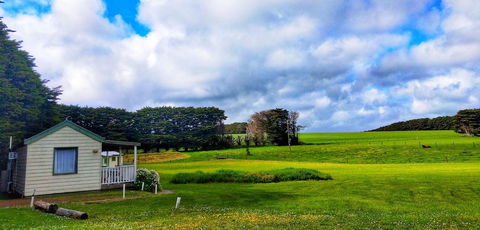 Twelve Apostles Motel & Country Retreat - Tourism Guide 0